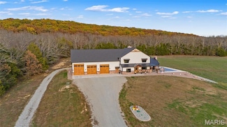 2168 Pendleton Rd, Farmington, MO 63640