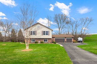 533 Towne Ct, Gilberts, IL 60136