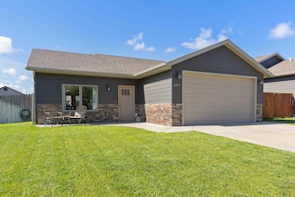 4961 Savannah St, Rapid City, SD 57703