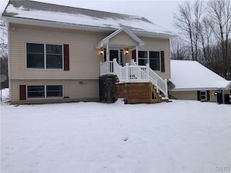 8043 Soule Rd, Holland Patent, NY 13354