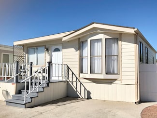 74711 Dillon Rd, Desert Hot Springs, CA 92241