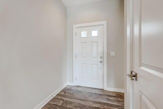 80 Oldham Ln, Delaware, OH 43015