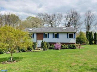 18 Hall Hill Rd, Coatesville, PA 19320