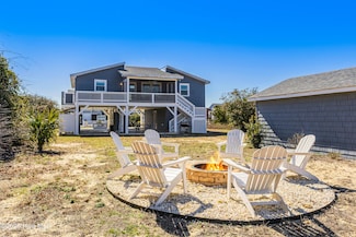 2004 W Pelican Dr, Oak Island, NC 28465