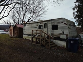 107 Roche Ln, Cochranton, PA 16314