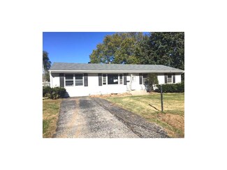 10404 E Sheley Rd, Independence, MO 64052