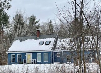 28 Camrock Dr, Rockport, ME 04856