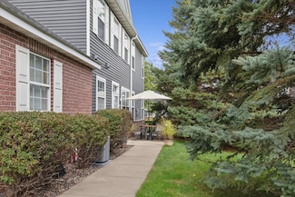 14307 Banyan Ln, Rosemount, MN 55068