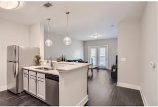 934 Governors Ct Unit 202, Antioch, TN 37013