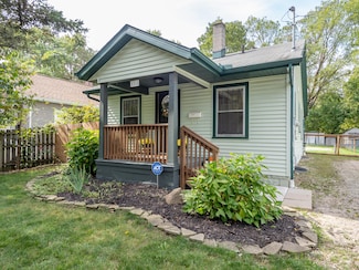 3316 Lowden St, Kalamazoo, MI 49008