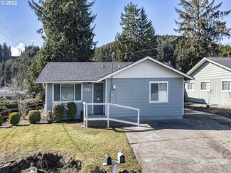 446 Regents Place, Reedsport, OR 97467
