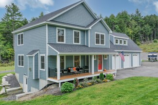 40 Hayfield Dr, Gray, ME 04039