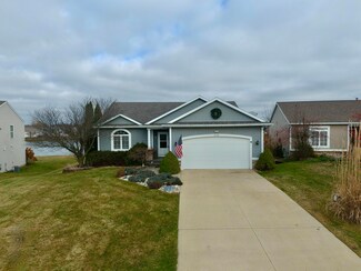 2779 Riley Ridge Rd, Holland, MI 49424