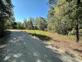 1300 Clay Camp Rd, Hitchins, KY 41146