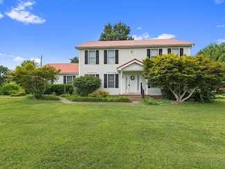 715 Lakemont Dr, Madisonville, KY 42431