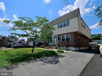 1077 Hopkins Ave, Glenolden, PA 19036