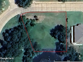 4705 W Country Club Dr, Stillwater, OK 74074