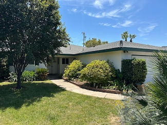 6284 N Del Mar Ave, Fresno, CA 93704