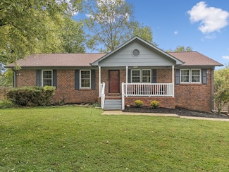 108 Walnut Dr, Columbia, TN 38401