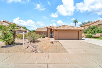 7214 W Crest Ln, Glendale, AZ 85310