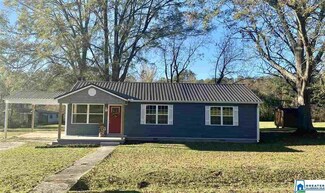1210 Jacksonville St, Weaver, AL 36277