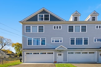 145 Brentwood Ave, Fairfield, CT 06825