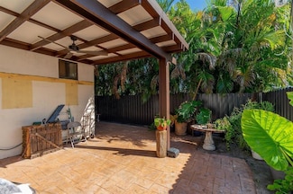 5008 Parker Ave, West Palm Beach, FL 33405