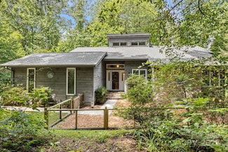 24 Penne Way, Flat Rock, NC 28731