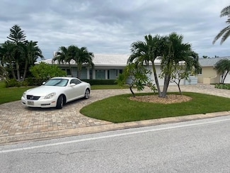 601 64th Ave, Saint Pete Beach, FL 33706