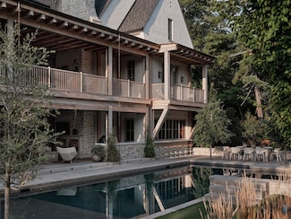 1335 Otter Creek Rd, Nashville, TN 37215