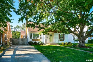 1101 W Ridge Rd, Peoria, IL 61614