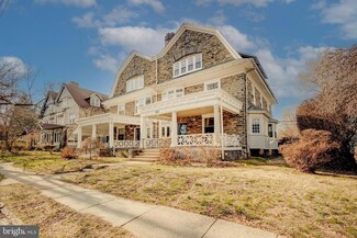 217 E Sedgwick St, Philadelphia, PA 19119