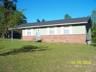 426 Pugh St, Andalusia, AL 36420