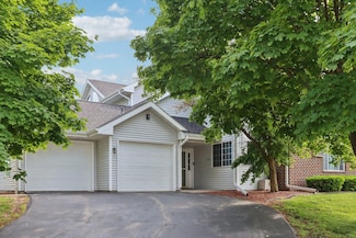735 Cherokee Path, Lake Mills, WI 53551