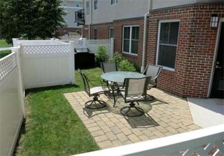 10 Seaport Dr Unit 2113, Quincy, MA 02171