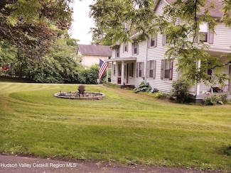 504 Greenkill Rd, Kingston, NY 12401