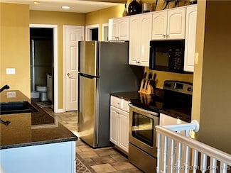 310 Palisades Dr Unit 1B, Village of Four Seasons, MO 65049