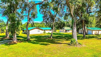 52 NE 526th St, Old Town, FL 32680