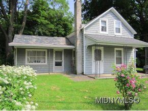 9429 Paris Hill Rd, Sauquoit, NY 13456