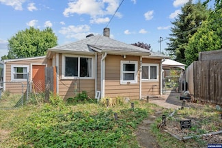 4045 Beck Ave SE, Salem, OR 97317
