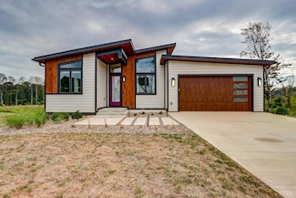 806 Elmwood Ave, Lynchburg, VA 24503