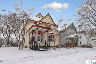 212 W Pleasant St, Mankato, MN 56001