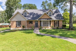 1300 Shady Ln, Lufkin, TX 75904