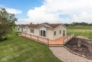 5964 N Pr Wind Drift Ln, Shelbyville, IN 46176