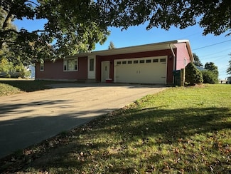 934 Stover Ave, Milledgeville, IL 61051