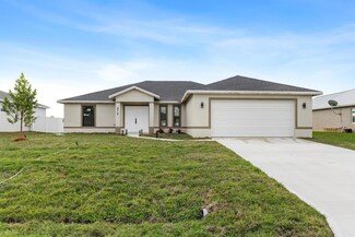 472 SW Bradshaw Cir, Port St. Lucie, FL 34953