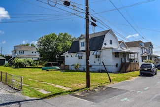 17 E Charles St, Wilkes-Barre, PA 18705