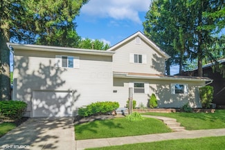 823 S Walnut St, Bucyrus, OH 44820