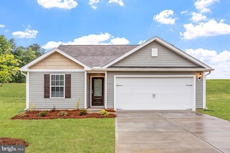 17152 J Shelby Guss Way, Bowling Green, VA 22427
