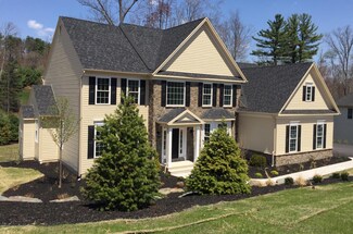 4 Morris Cir, Dallas, PA 18612